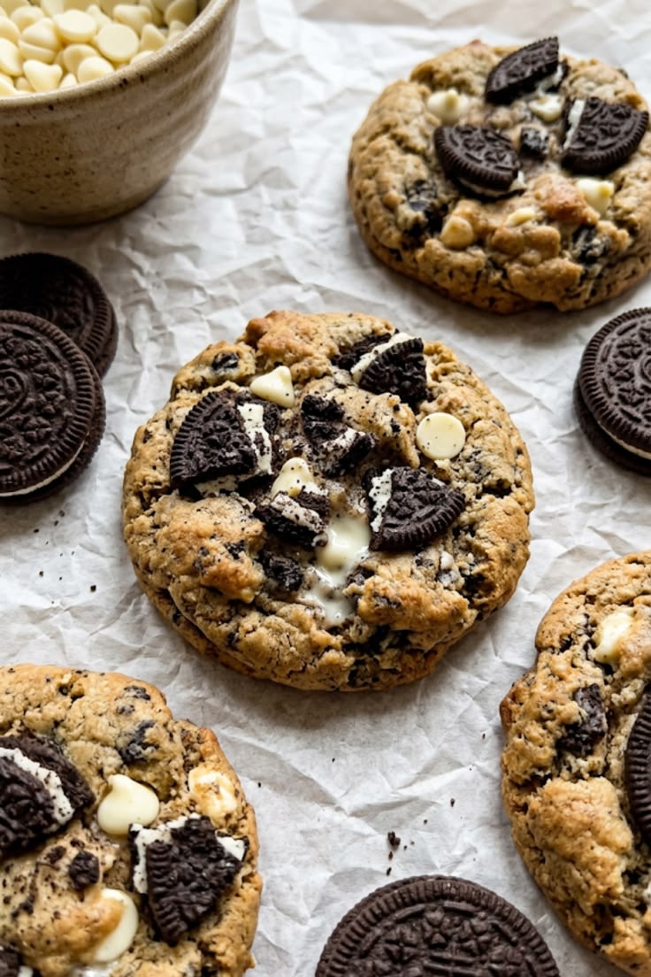 Cookies & Cream Cookies