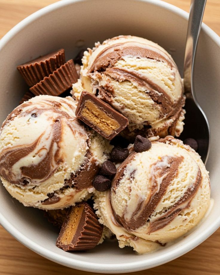 Decadent Peanut Butter Moose Tracks